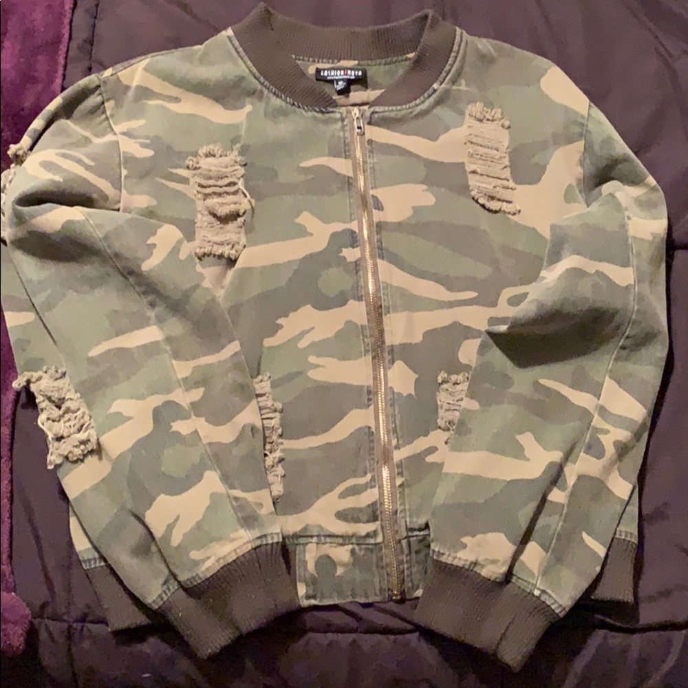 Camo bomber jacket with rips